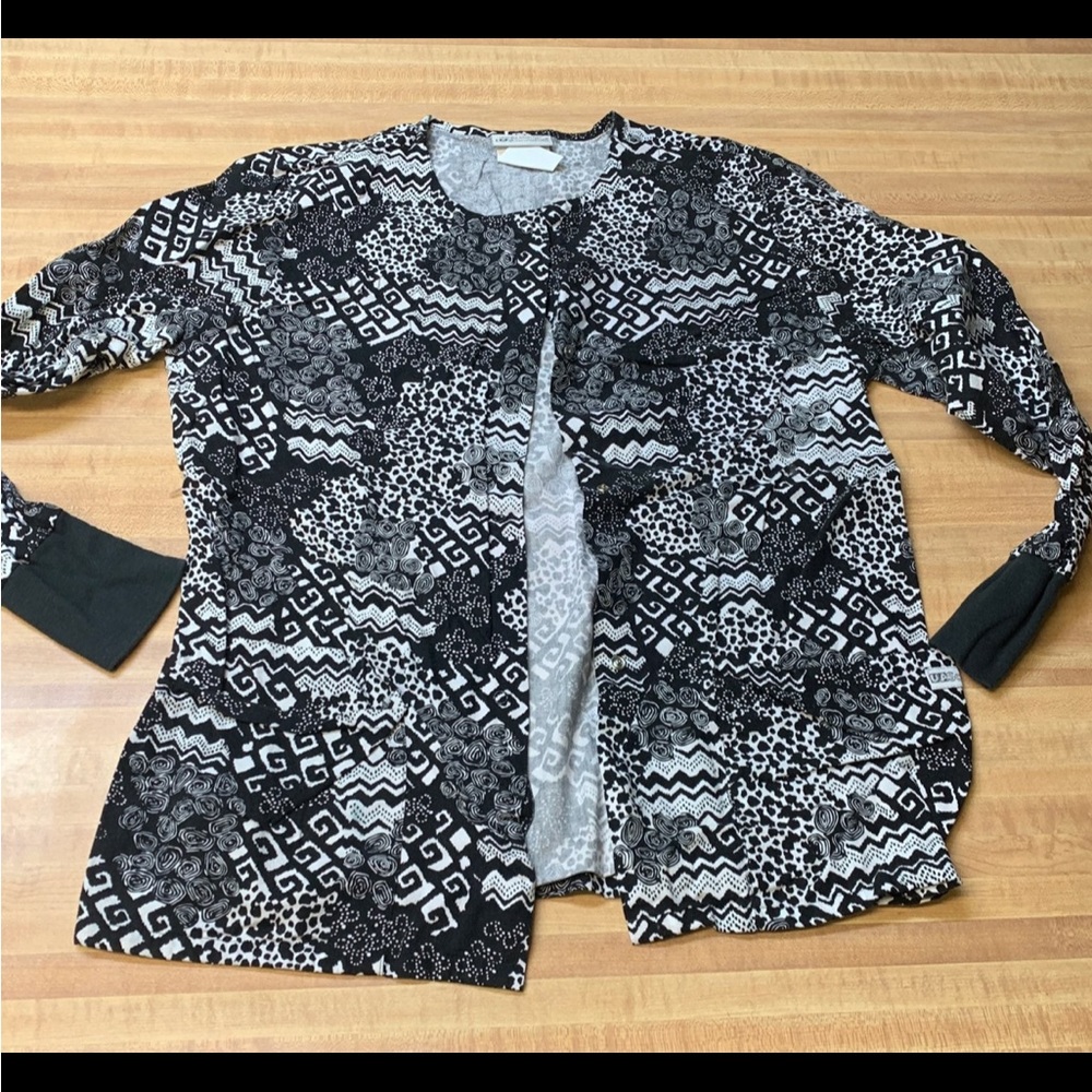 Scrub jacket - Picture 2 of 2
